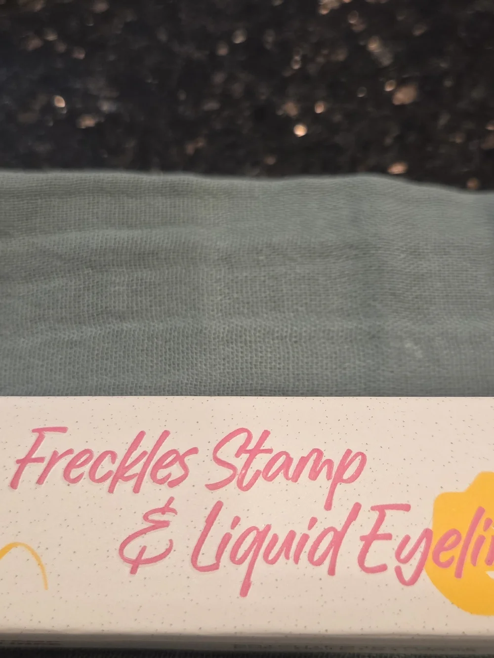 Freckles Stamp And Eyeliner Pen